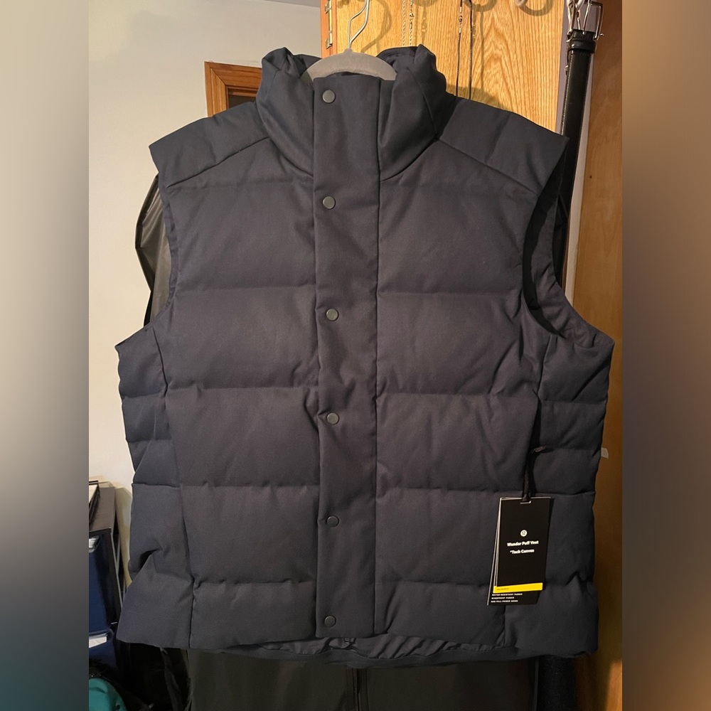 Lululemon Wonder Puff Tech Canvas Vest